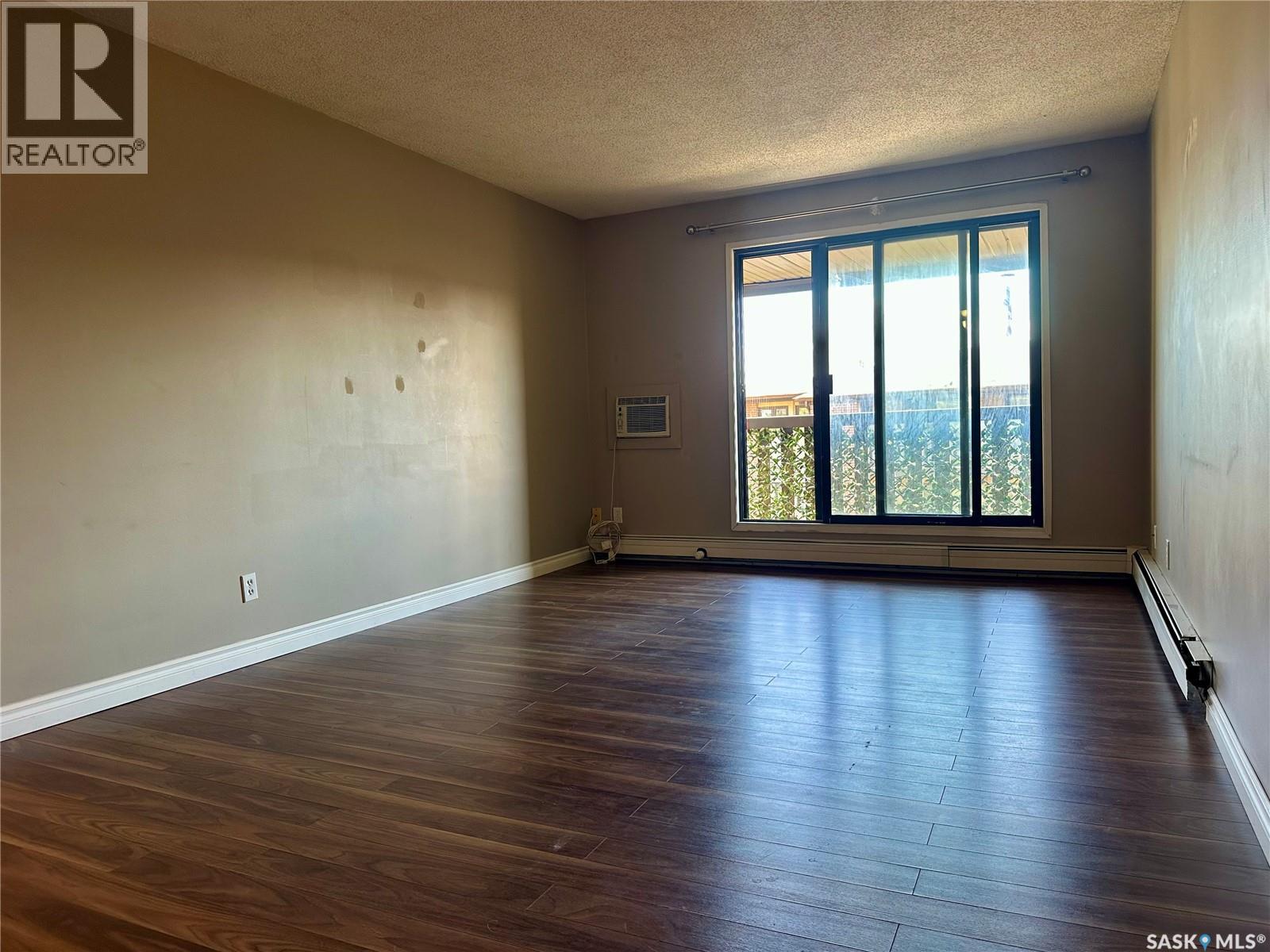 312 315 Tait Crescent, Saskatoon, Saskatchewan  S7H 5K6 - Photo 5 - SK034691