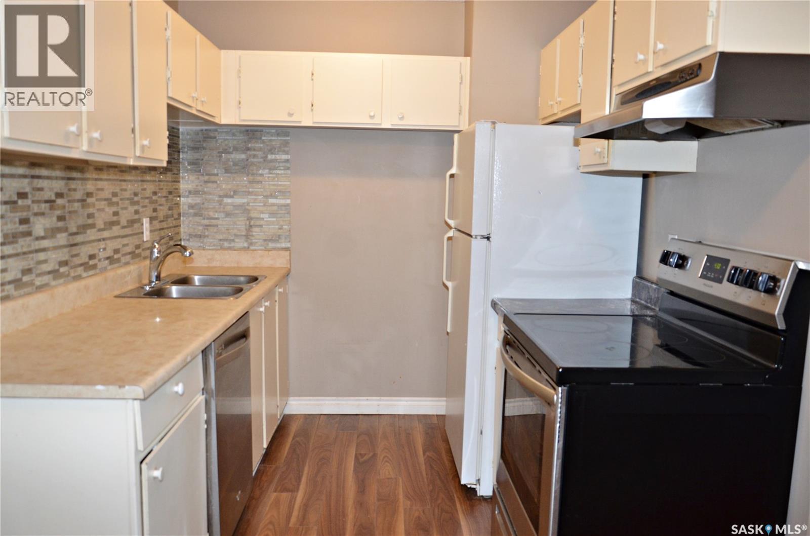 312 315 Tait Crescent, Saskatoon, Saskatchewan  S7H 5K6 - Photo 7 - SK034691