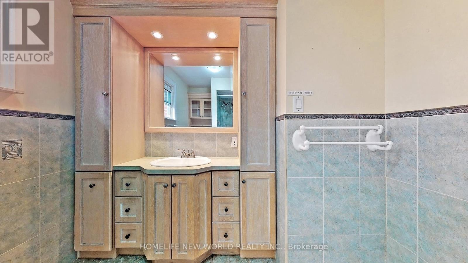 Unknown Address, ,    - Photo 24 - W13076454