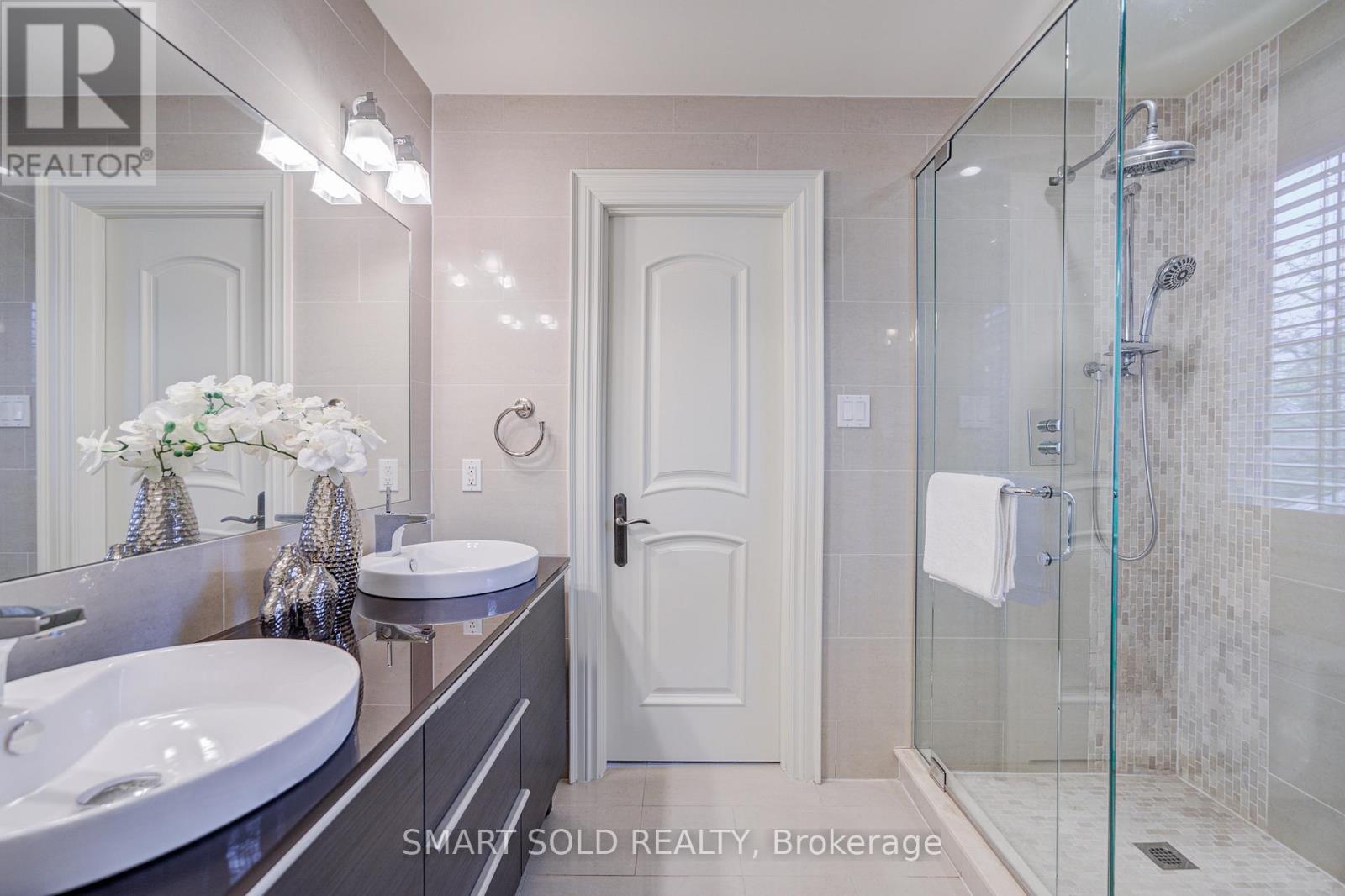 70 Hartfield Road, Toronto, Ontario  M9A 3E2 - Photo 29 - W13076456