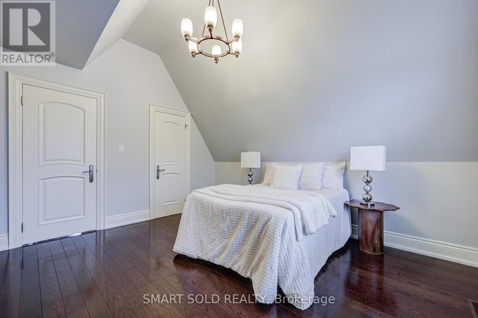 70 Hartfield Road, Toronto, Ontario  M9A 3E2 - Photo 33 - W13076456