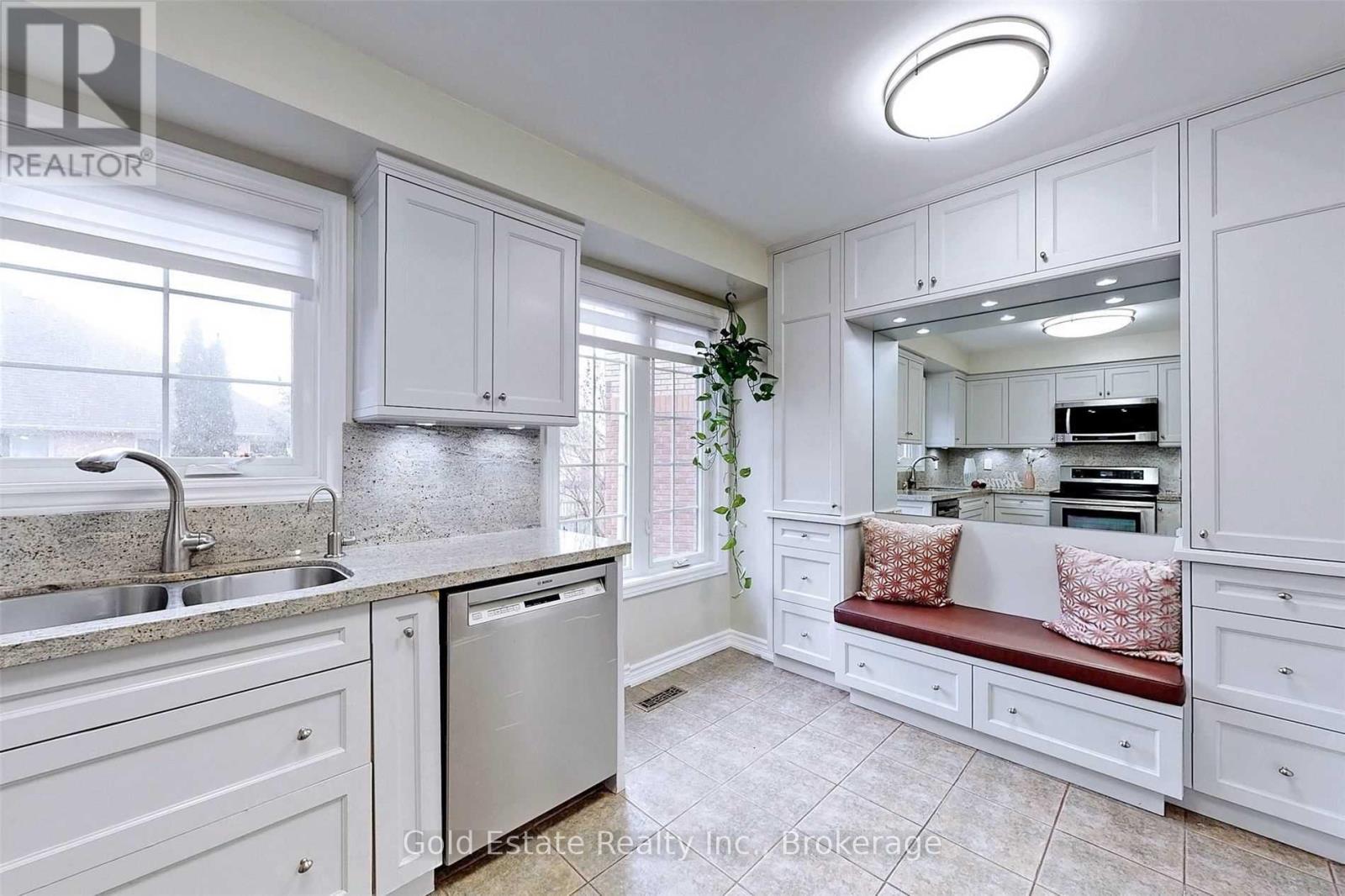 24 - 6950 Tenth Line, Mississauga, Ontario  L5N 6Y1 - Photo 11 - W13076464
