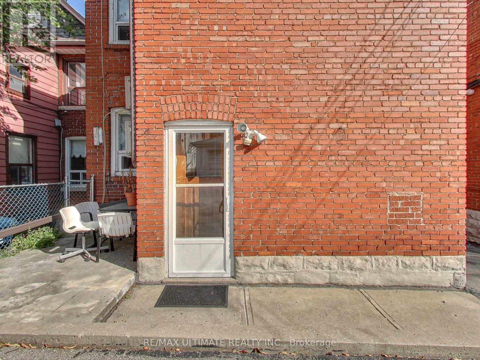 B - 1652 Dufferin Street, Toronto, Ontario  M6H 3L8 - Photo 2 - W13076472