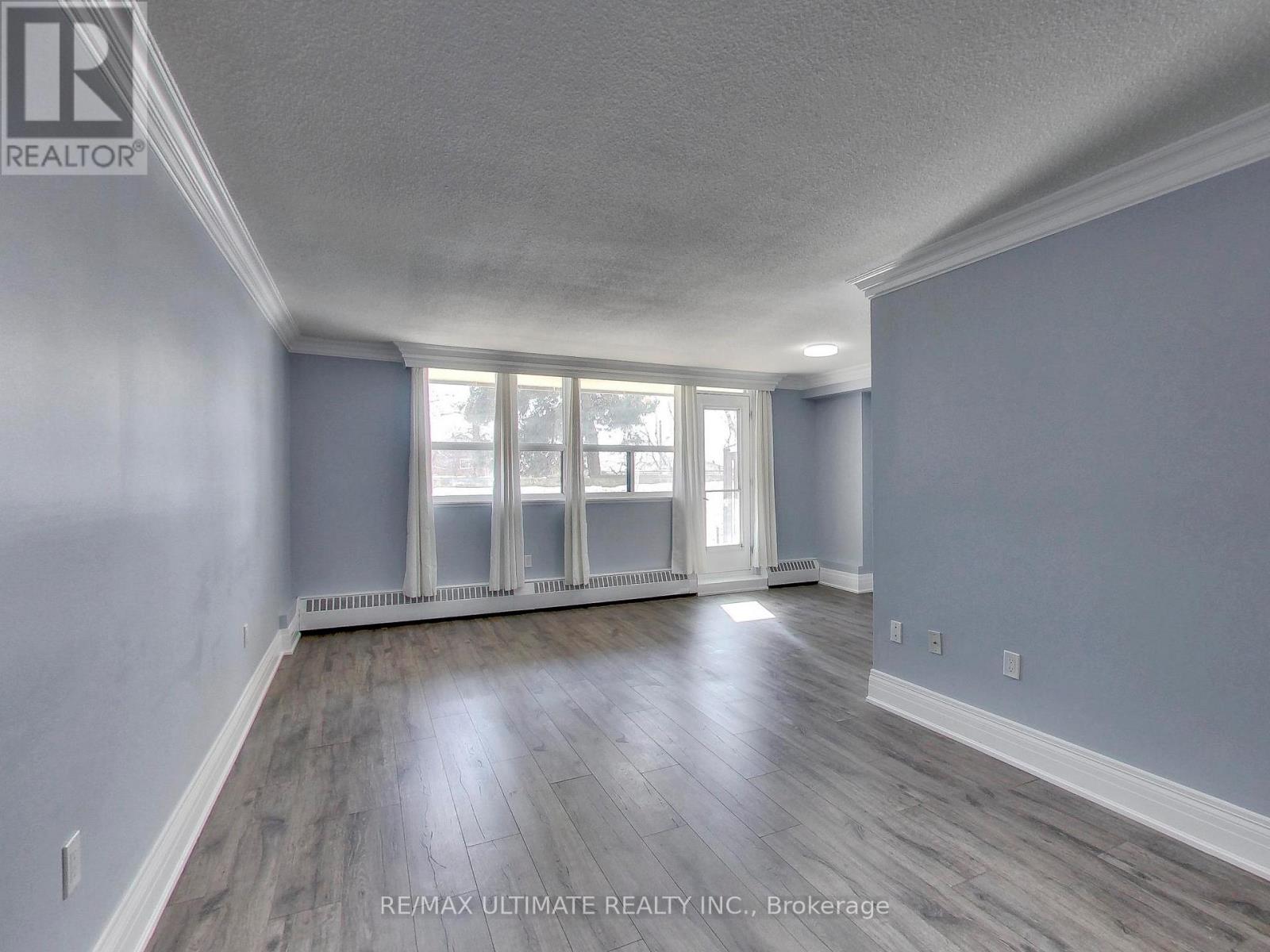 110 - 541 Blackthorn Avenue, Toronto, Ontario  M6M 5A6 - Photo 4 - W13076476