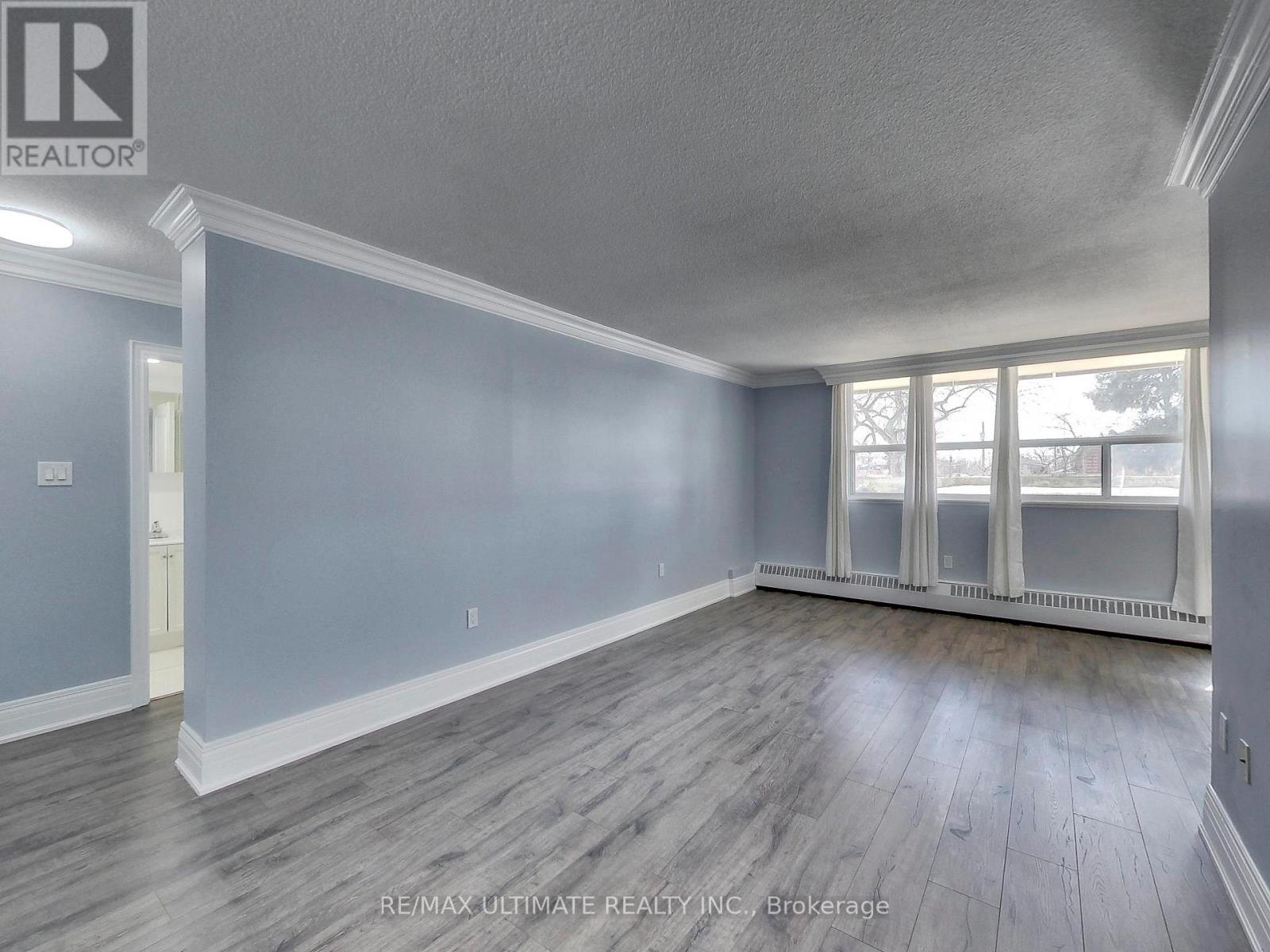110 - 541 Blackthorn Avenue, Toronto, Ontario  M6M 5A6 - Photo 5 - W13076476
