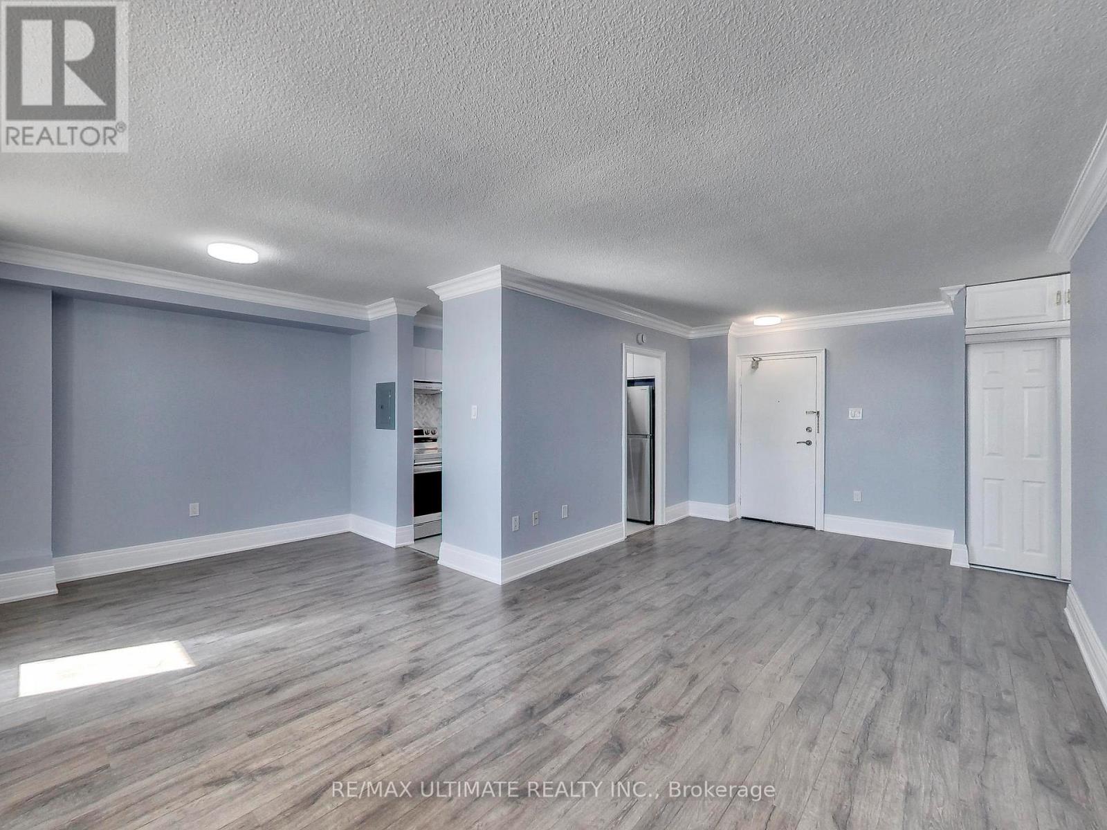 110 - 541 Blackthorn Avenue, Toronto, Ontario  M6M 5A6 - Photo 7 - W13076476