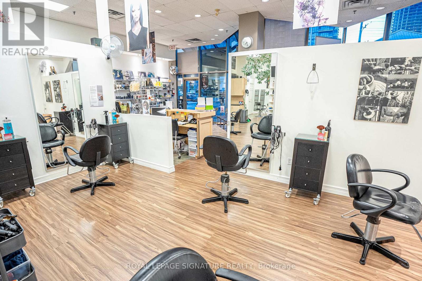 Unit 8 - 30 Eglinton Avenue W, Mississauga, Ontario  L5R 3E7 - Photo 18 - W13076478