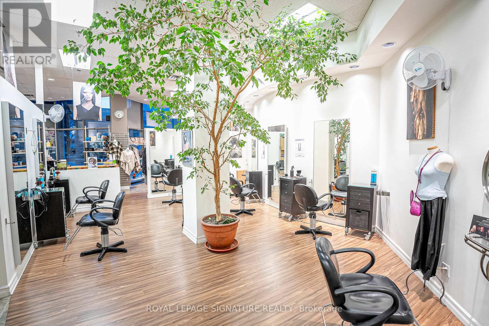 Unit 8 - 30 Eglinton Avenue W, Mississauga, Ontario  L5R 3E7 - Photo 21 - W13076478