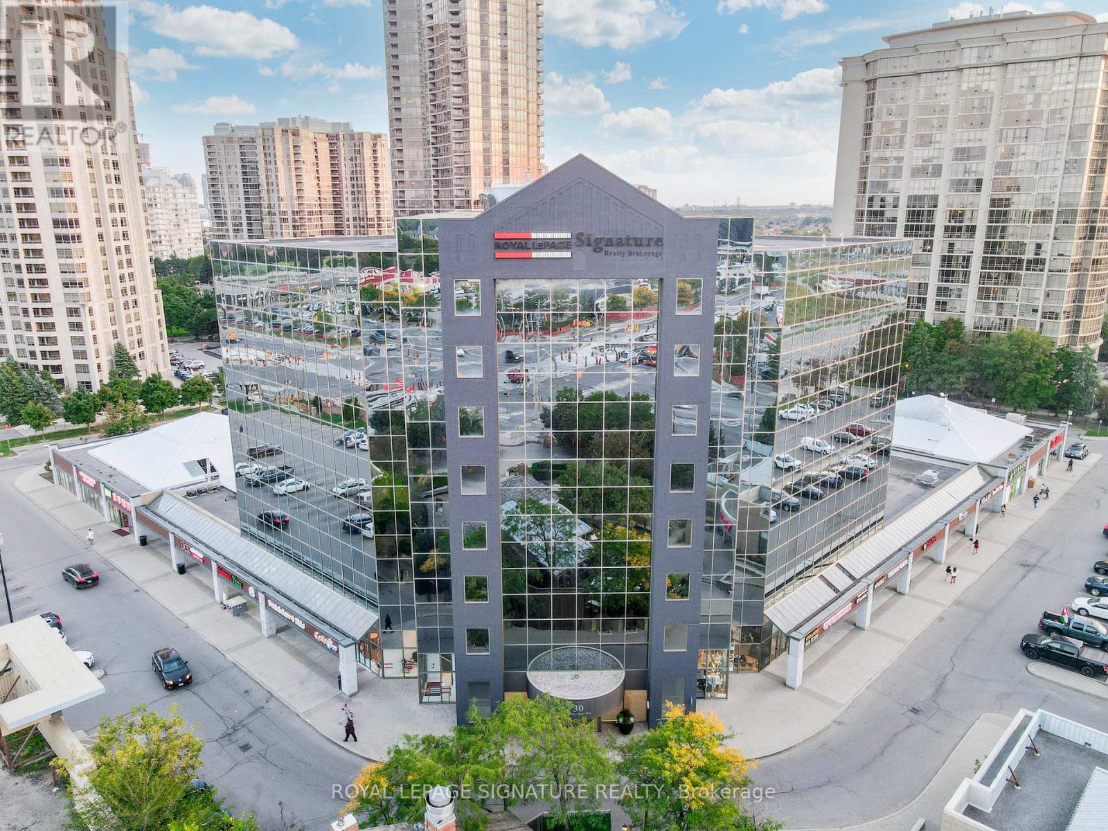 Unit 8 - 30 Eglinton Avenue W, Mississauga, Ontario  L5R 3E7 - Photo 5 - W13076478
