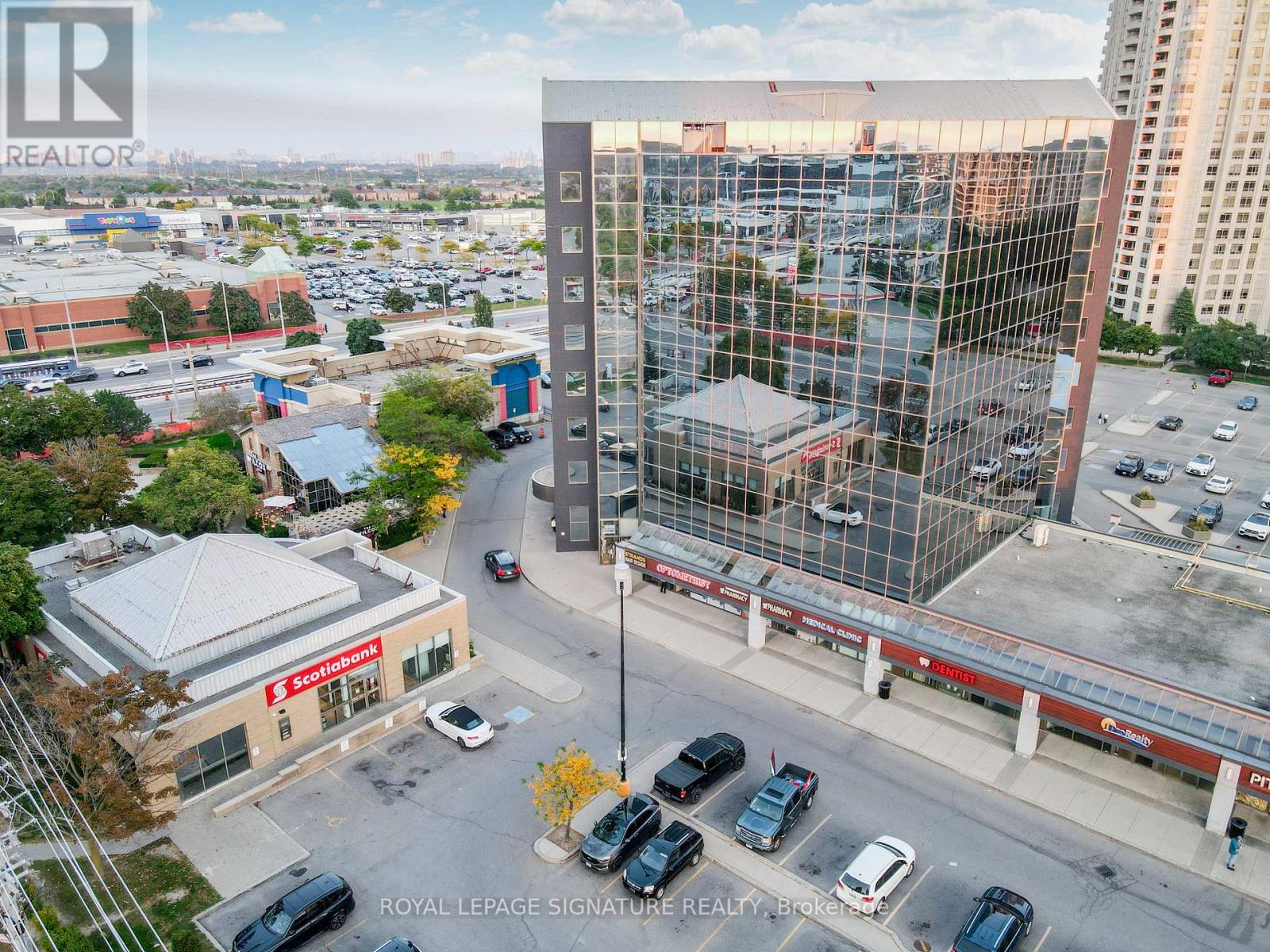 Unit 8 - 30 Eglinton Avenue W, Mississauga, Ontario  L5R 3E7 - Photo 6 - W13076478