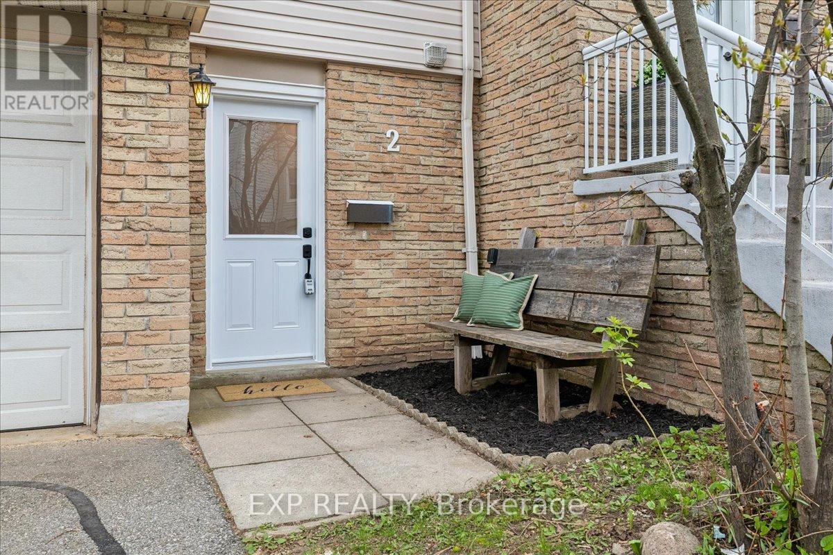 2 - 5878 Montevideo Road, Mississauga, Ontario  L5N 2V5 - Photo 2 - W13076484