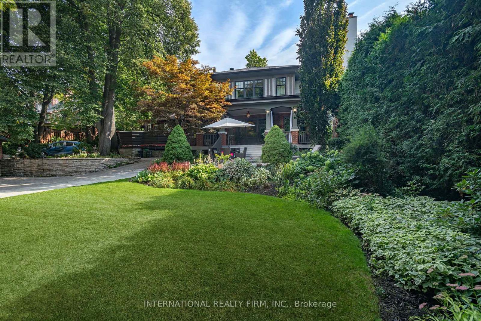 270 Indian Road, Toronto, Ontario  M6R 2X2 - Photo 1 - W13076604