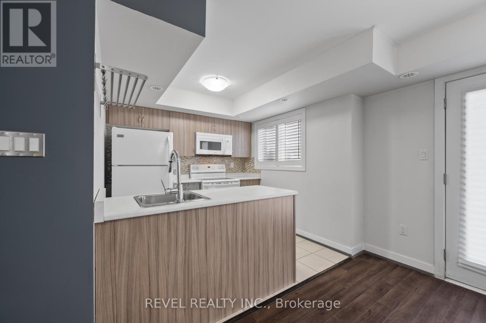 57 - 2315 Sheppard Avenue W, Toronto, Ontario  M9M 0E8 - Photo 11 - W13076610