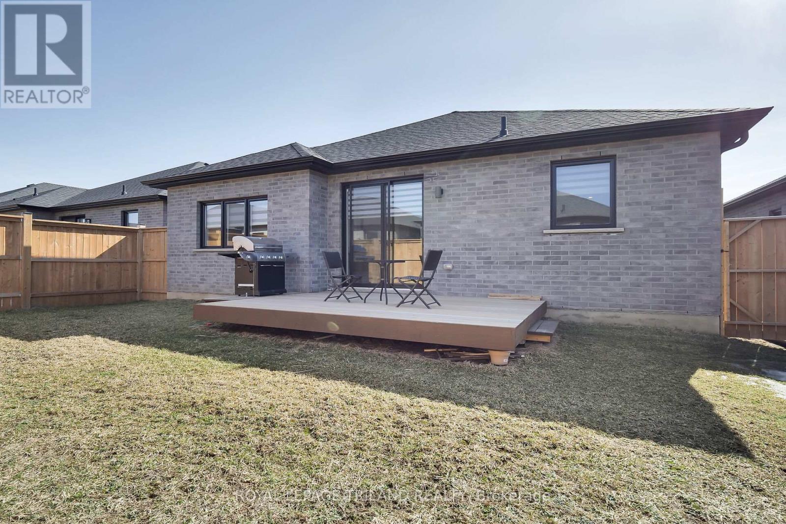 6 - 383 Daventry Way, Middlesex Centre, Ontario  N0L 1R0 - Photo 45 - X13076714