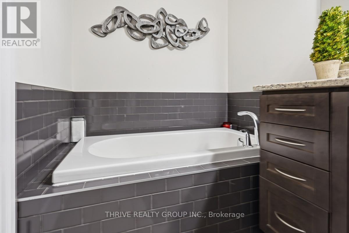 404 - 240 Villagewalk Boulevard, London North, Ontario  N6G 0P6 - Photo 20 - X13076724