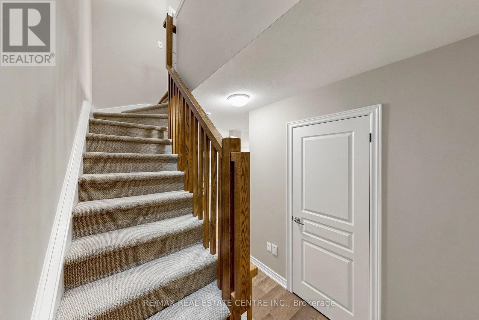 17 - 362 Plains Road E, Burlington, Ontario  L7T 0A4 - Photo 18 - W12880470