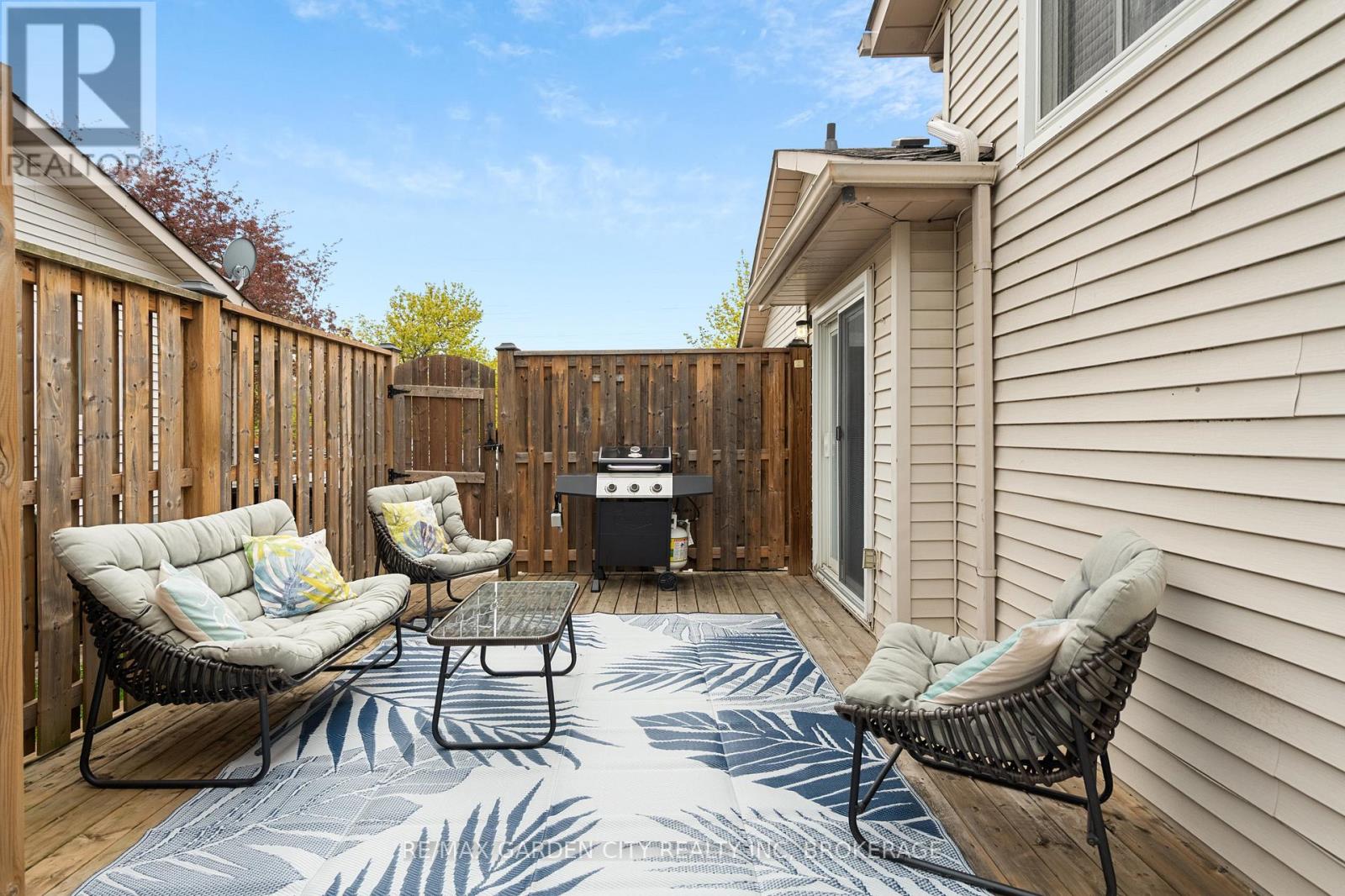 28 Fox Trail Drive, St. Catharines, Ontario  L2S 3T7 - Photo 38 - X13076674