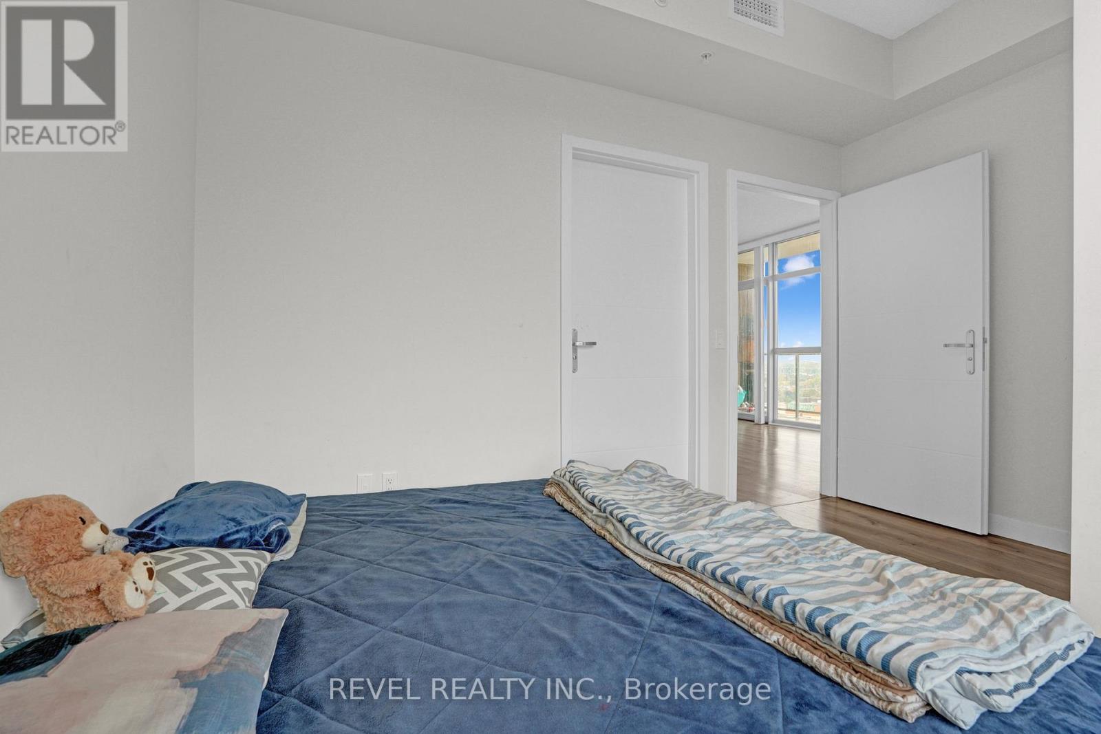 1607 - 60 Frederick Street, Kitchener, Ontario  N2H 0C7 - Photo 10 - X13076512