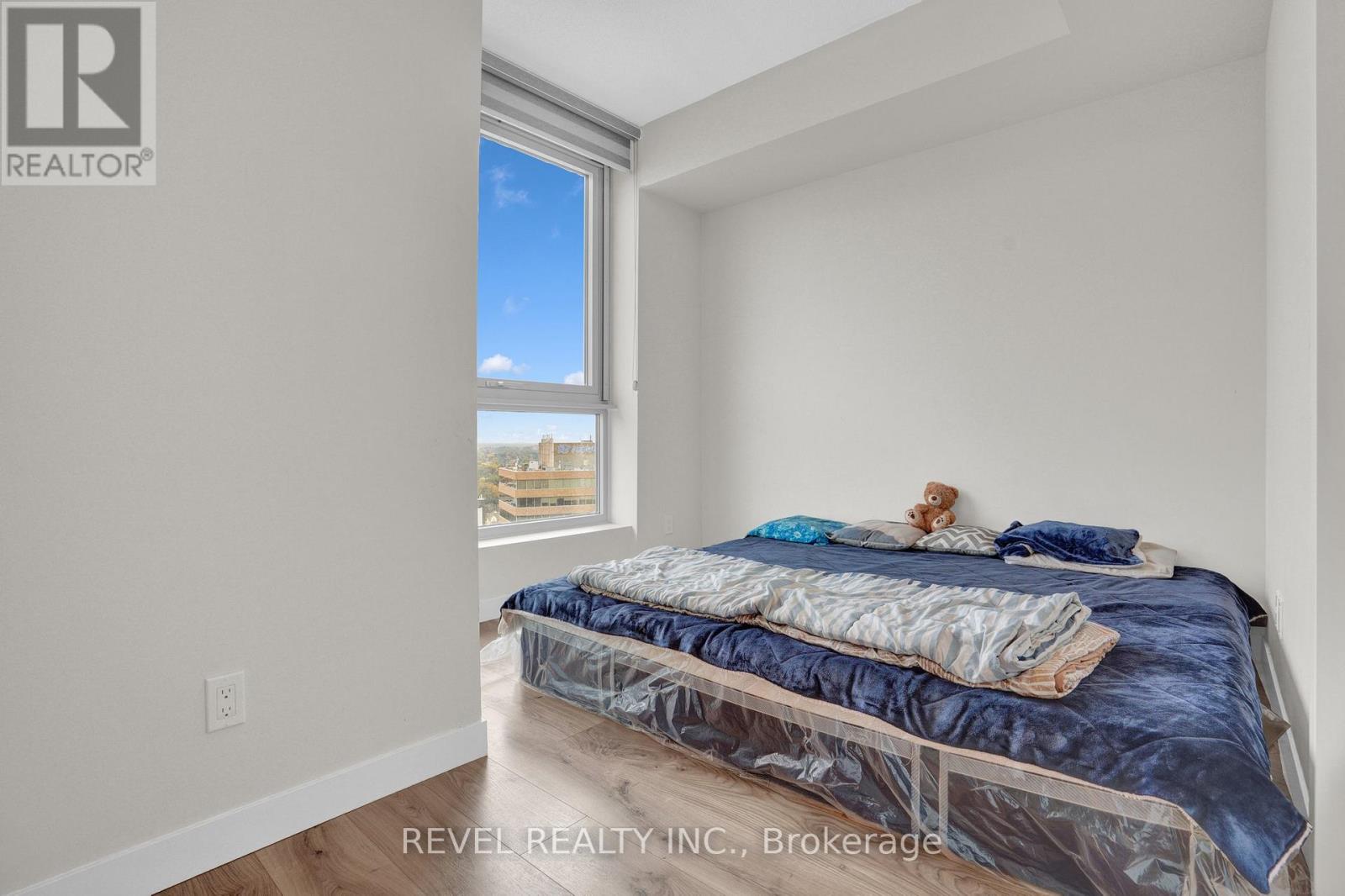 1607 - 60 Frederick Street, Kitchener, Ontario  N2H 0C7 - Photo 12 - X13076512