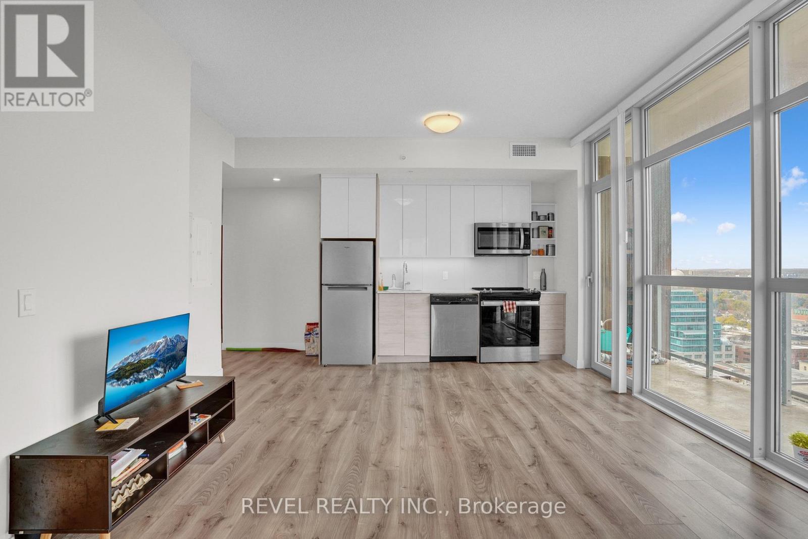 1607 - 60 Frederick Street, Kitchener, Ontario  N2H 0C7 - Photo 4 - X13076512