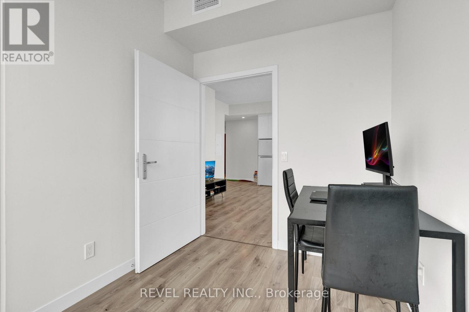 1607 - 60 Frederick Street, Kitchener, Ontario  N2H 0C7 - Photo 8 - X13076512