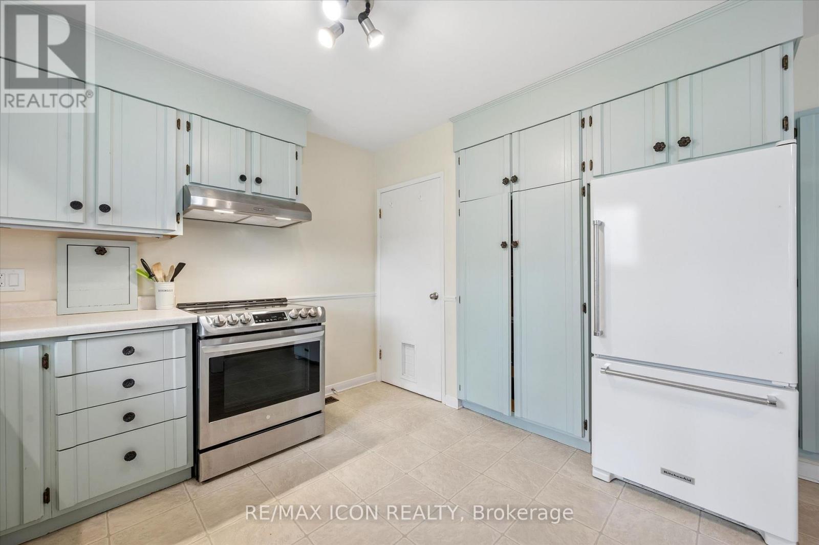 20 Katherine Crescent, Kitchener, Ontario  N2M 2K1 - Photo 10 - X13076594