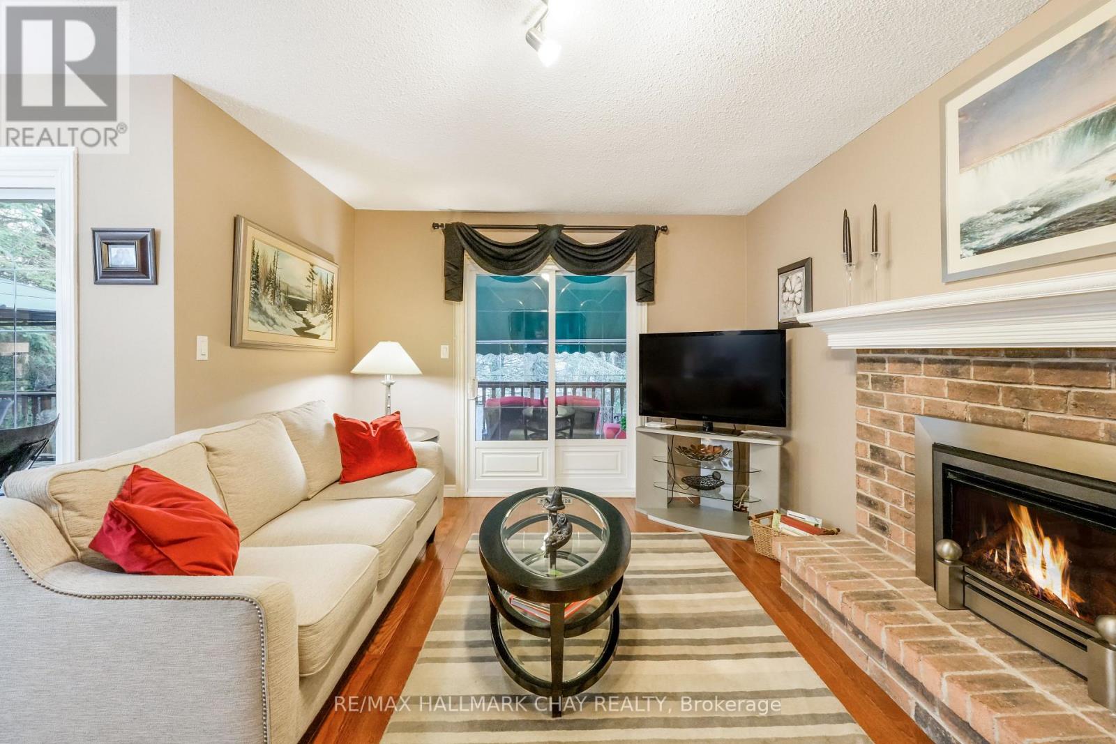 22 Giffin Road, Hamilton, Ontario  L9H 6S5 - Photo 20 - X13076618