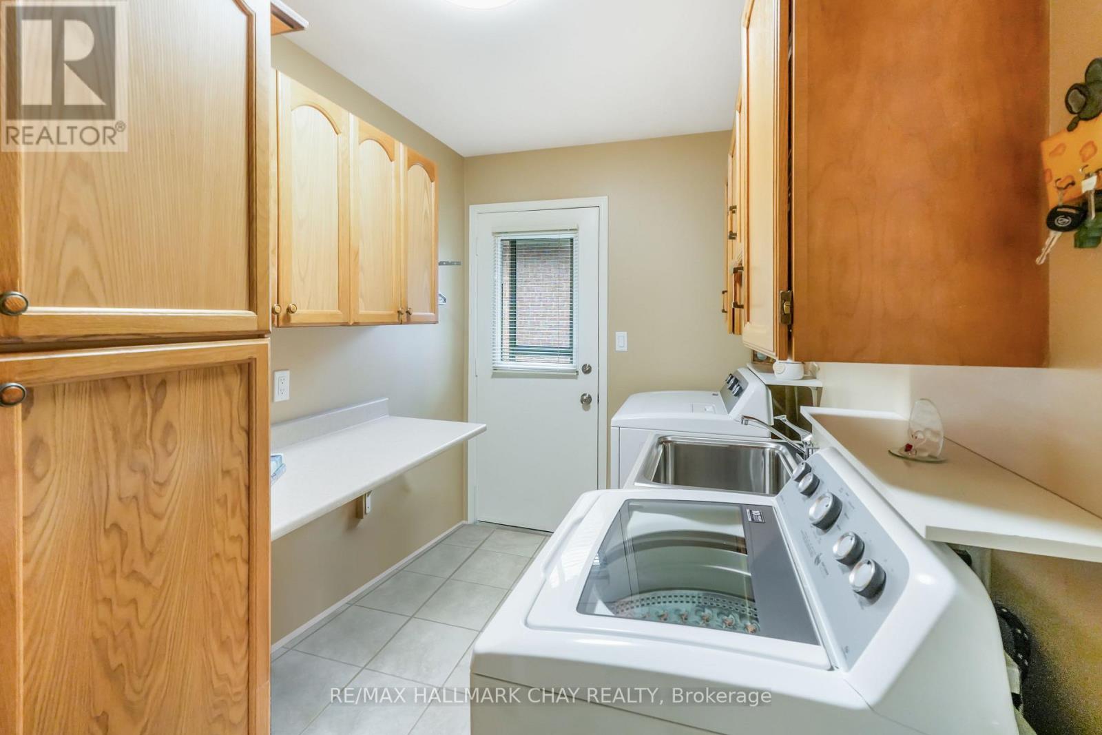 22 Giffin Road, Hamilton, Ontario  L9H 6S5 - Photo 24 - X13076618