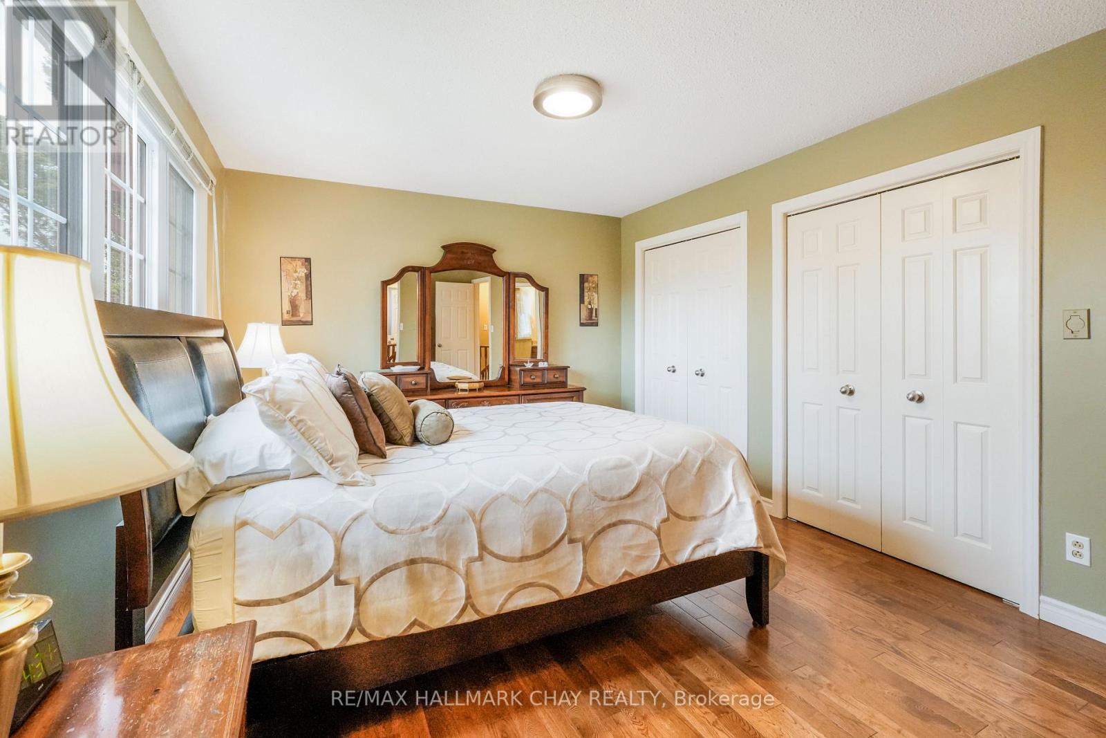 22 Giffin Road, Hamilton, Ontario  L9H 6S5 - Photo 26 - X13076618