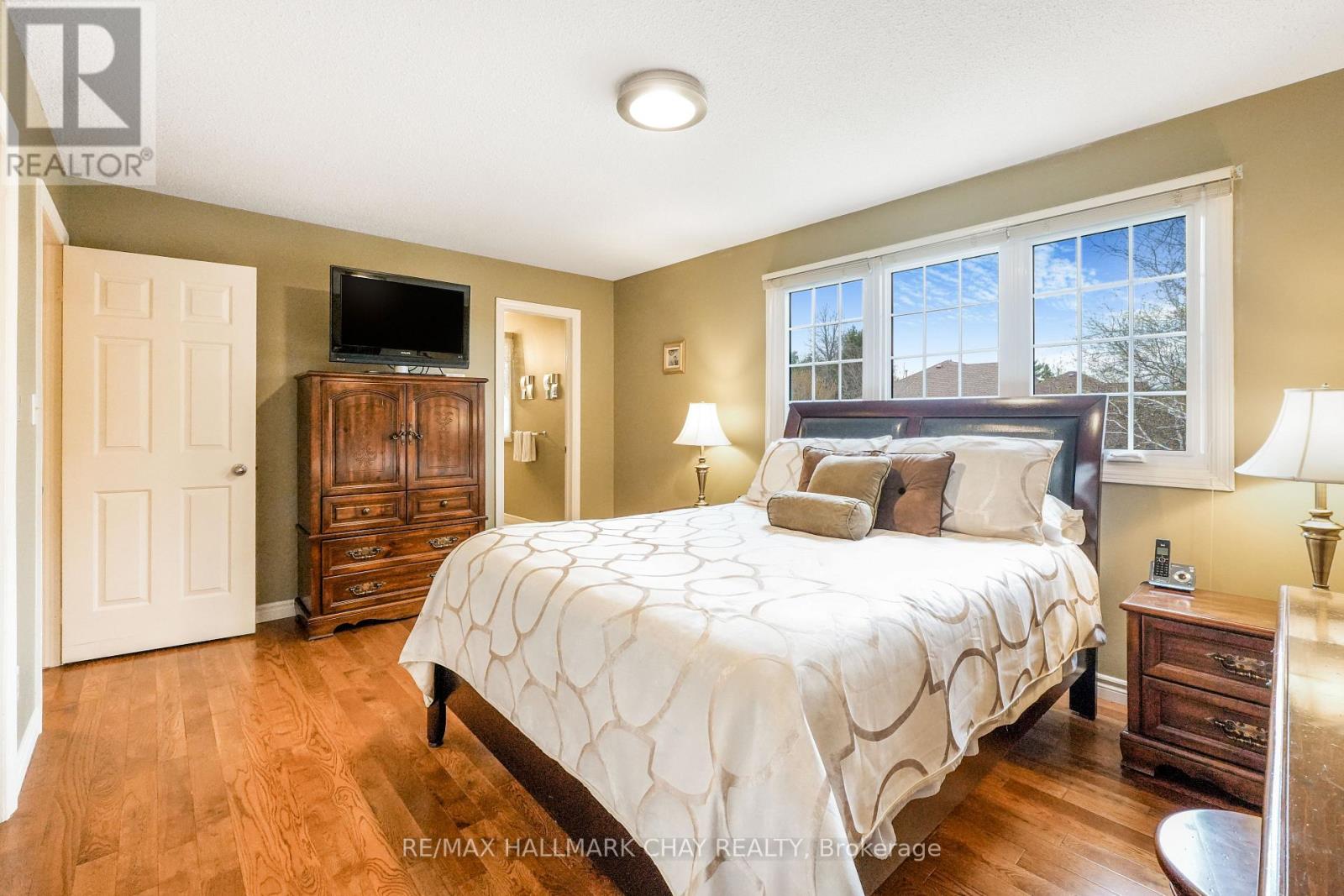 22 Giffin Road, Hamilton, Ontario  L9H 6S5 - Photo 27 - X13076618