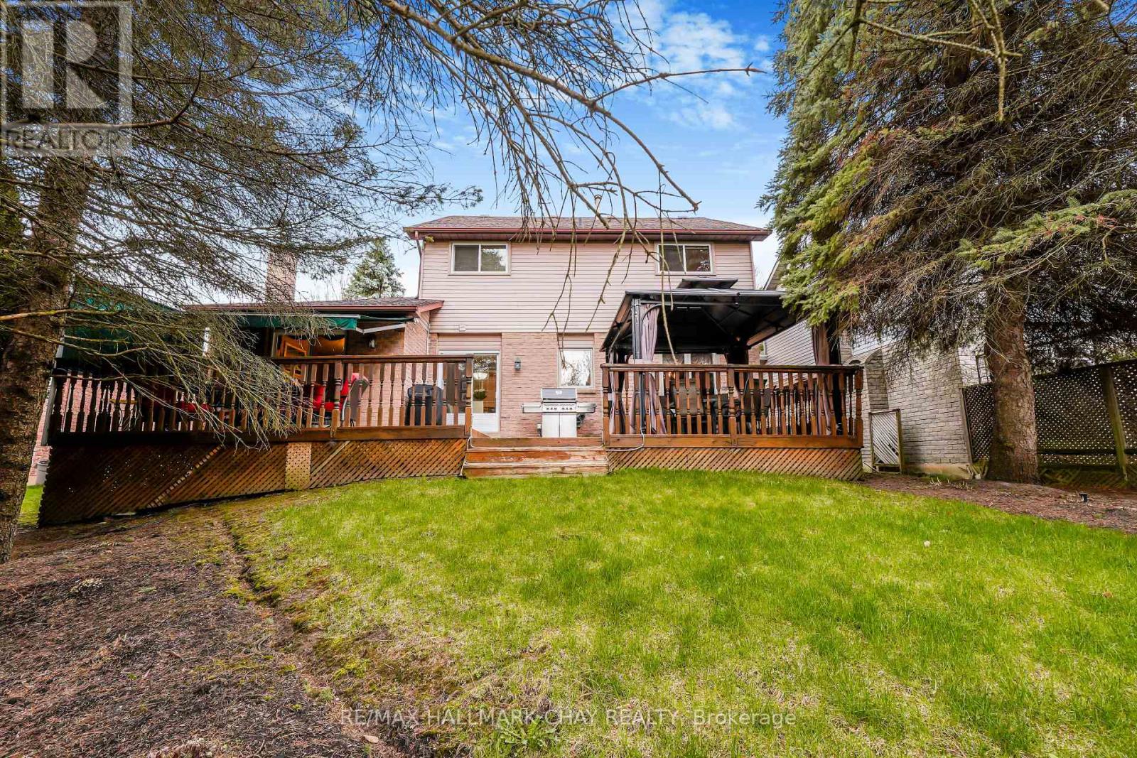 22 Giffin Road, Hamilton, Ontario  L9H 6S5 - Photo 44 - X13076618