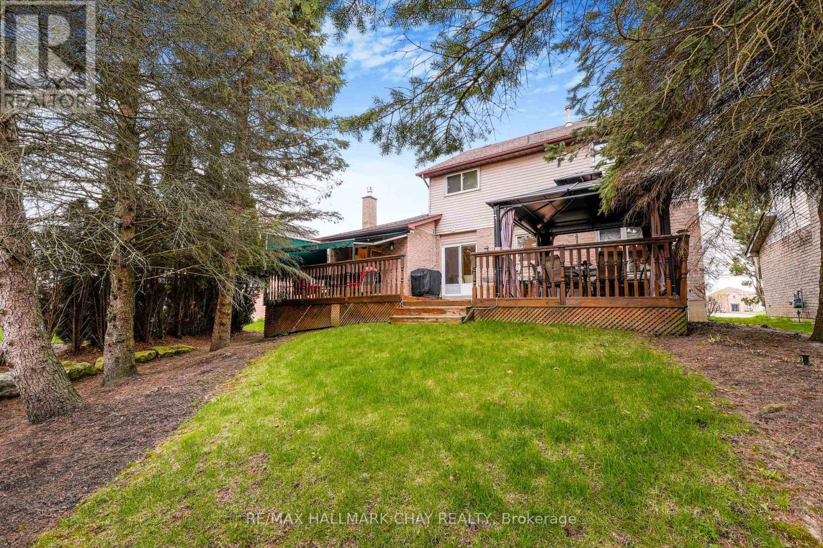 22 Giffin Road, Hamilton, Ontario  L9H 6S5 - Photo 45 - X13076618