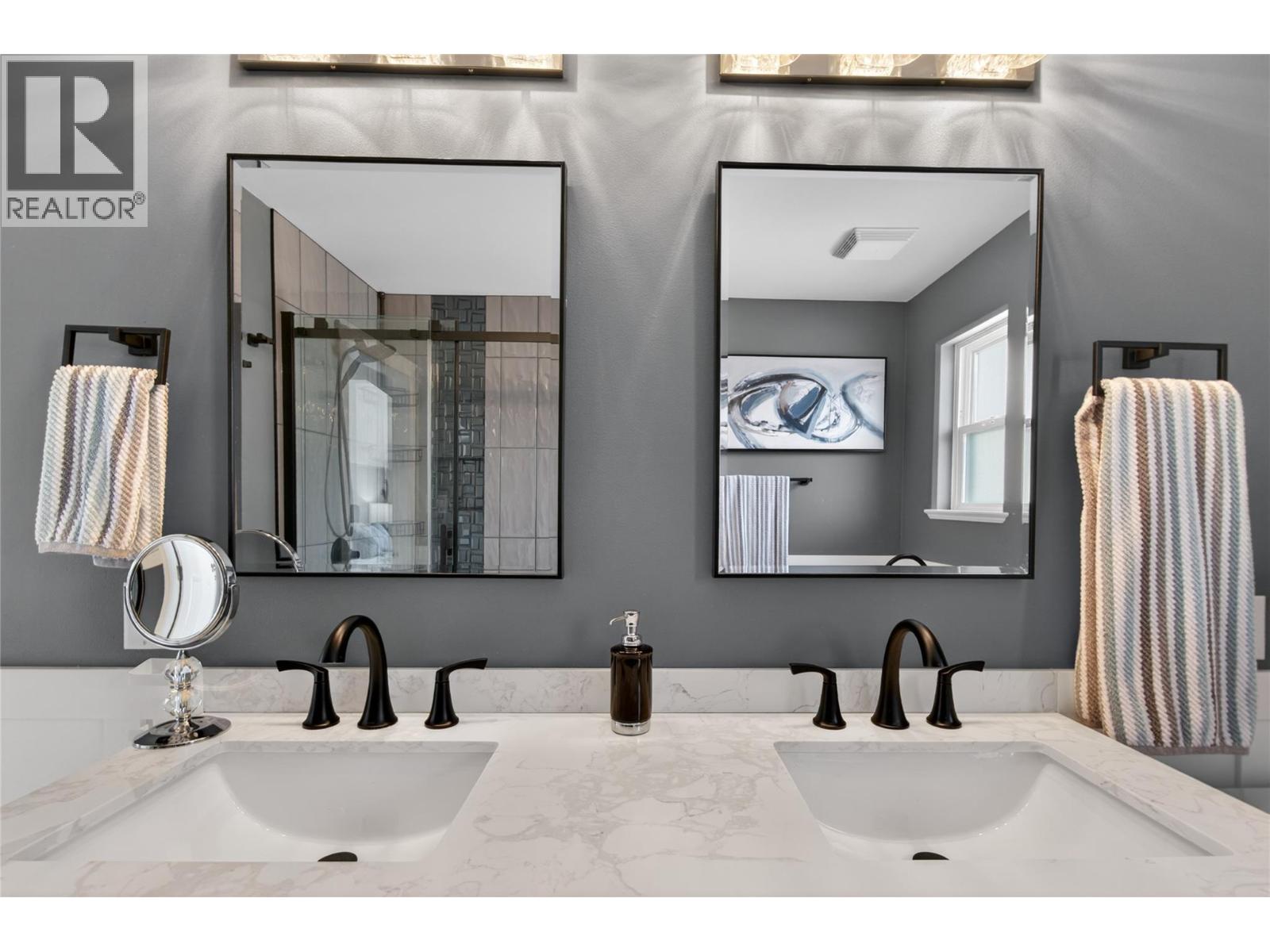 271 Heritage Boulevard, Okanagan Falls, British Columbia  V0H 1R3 - Photo 22 - 10385401