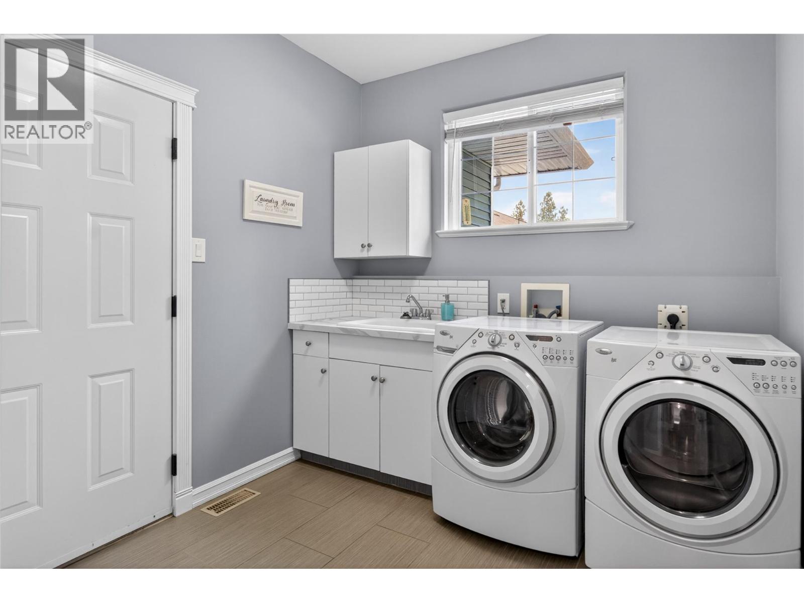 271 Heritage Boulevard, Okanagan Falls, British Columbia  V0H 1R3 - Photo 15 - 10385401
