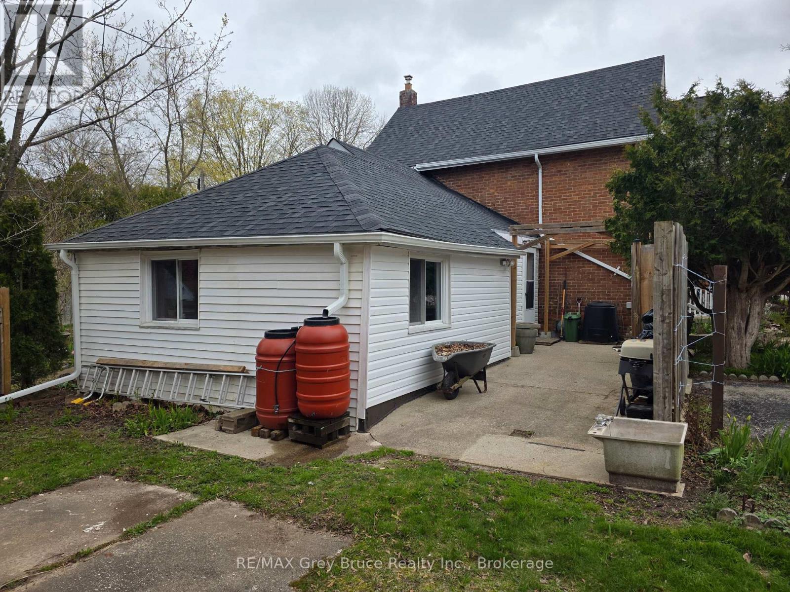 648 9th Street E, Owen Sound, Ontario  N4K 1P7 - Photo 3 - X13076650