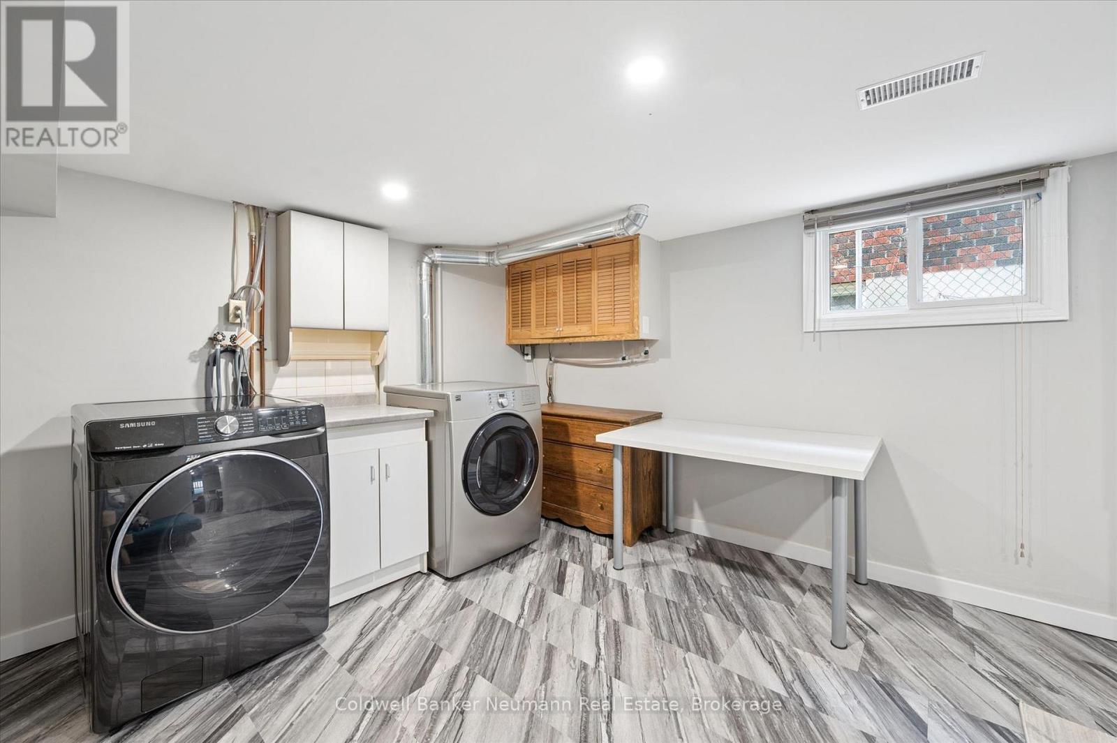 37 Parkholm Avenue, Guelph, Ontario  N1E 2S4 - Photo 35 - X13076728