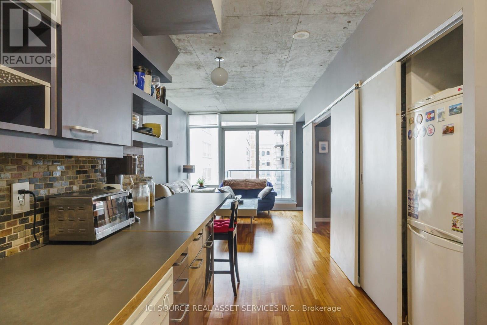 537 - 333 Adelaide Street E, Toronto, Ontario  M5A 4T4 - Photo 9 - C13076644