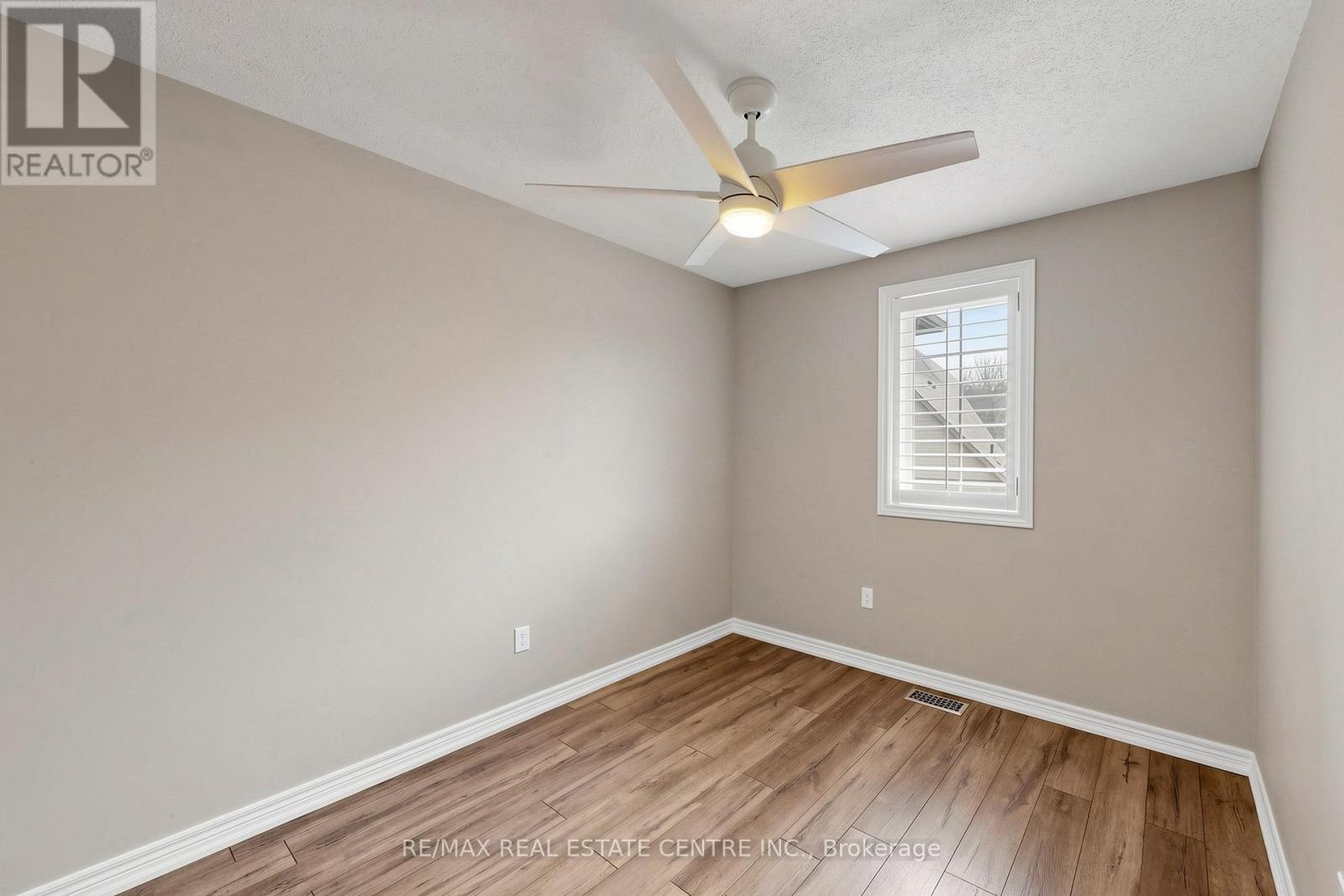 17 - 362 Plains Road E, Burlington, Ontario  L7T 0A4 - Photo 26 - W12880470