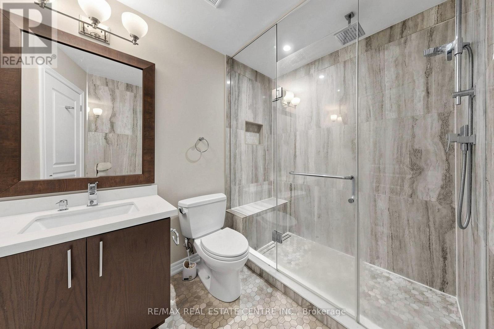 17 - 362 Plains Road E, Burlington, Ontario  L7T 0A4 - Photo 28 - W12880470