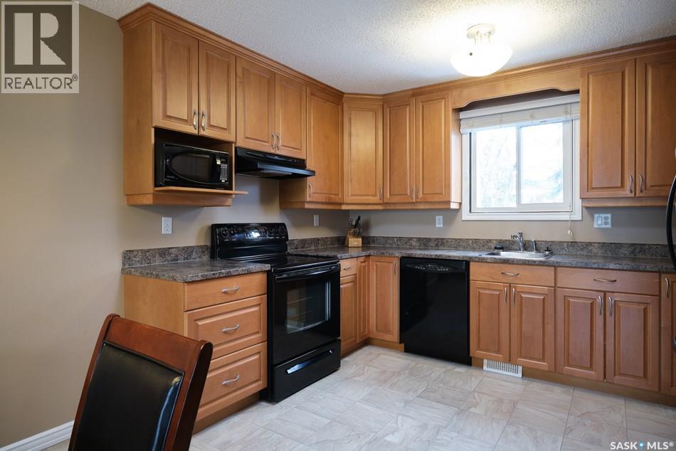 63 Killarney Way, Regina, Saskatchewan  S4S 6X8 - Photo 5 - SK034703