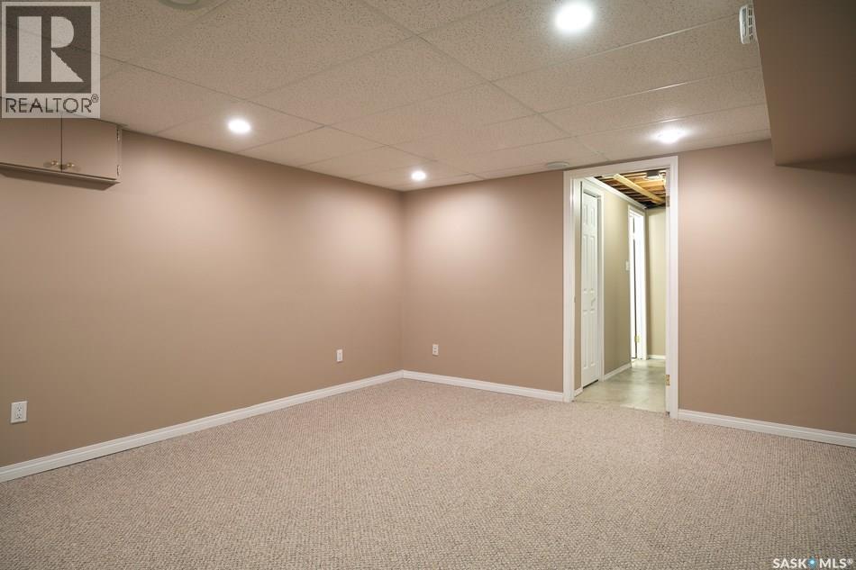 63 Killarney Way, Regina, Saskatchewan  S4S 6X8 - Photo 9 - SK034703