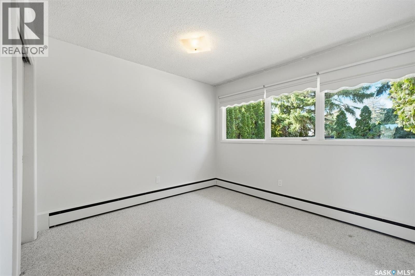 2020 Eastlake Avenue, Saskatoon, Saskatchewan  S7J 0X2 - Photo 22 - SK034633