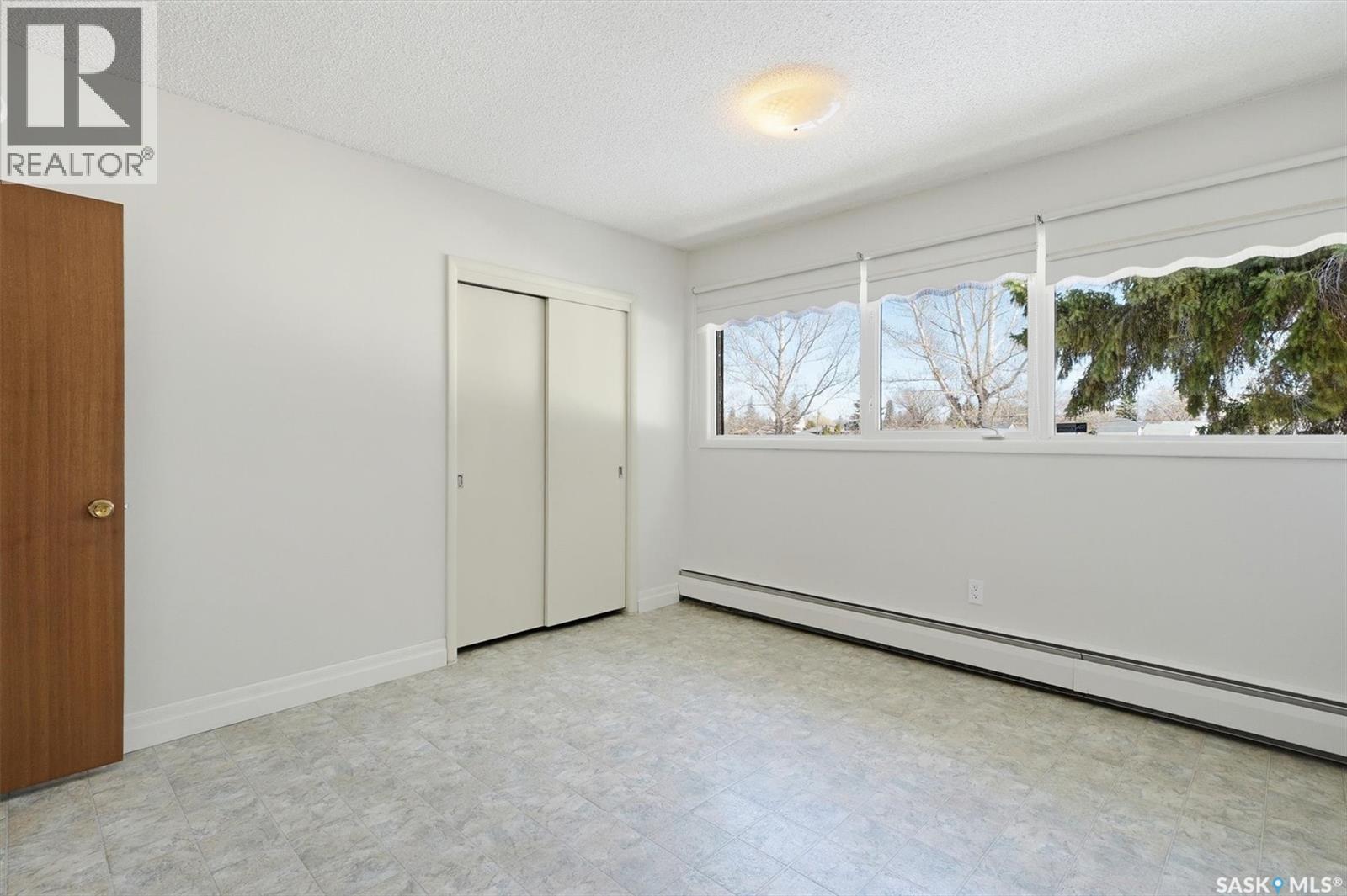 2020 Eastlake Avenue, Saskatoon, Saskatchewan  S7J 0X2 - Photo 29 - SK034633
