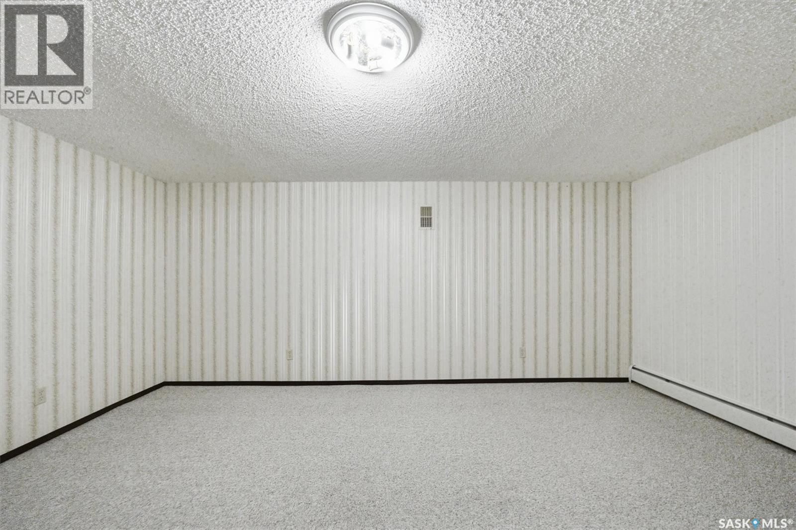 2020 Eastlake Avenue, Saskatoon, Saskatchewan  S7J 0X2 - Photo 40 - SK034633