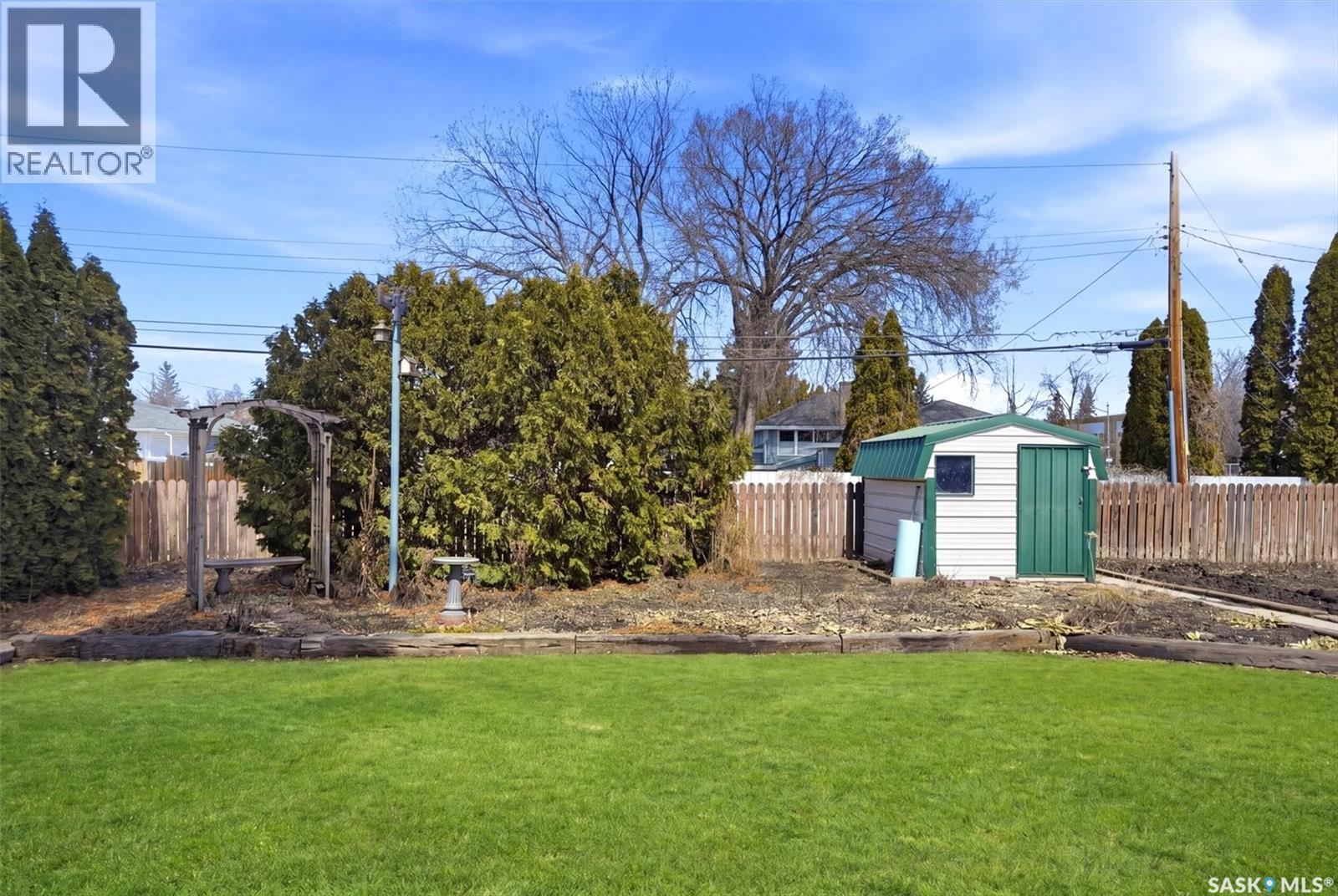 2020 Eastlake Avenue, Saskatoon, Saskatchewan  S7J 0X2 - Photo 55 - SK034633