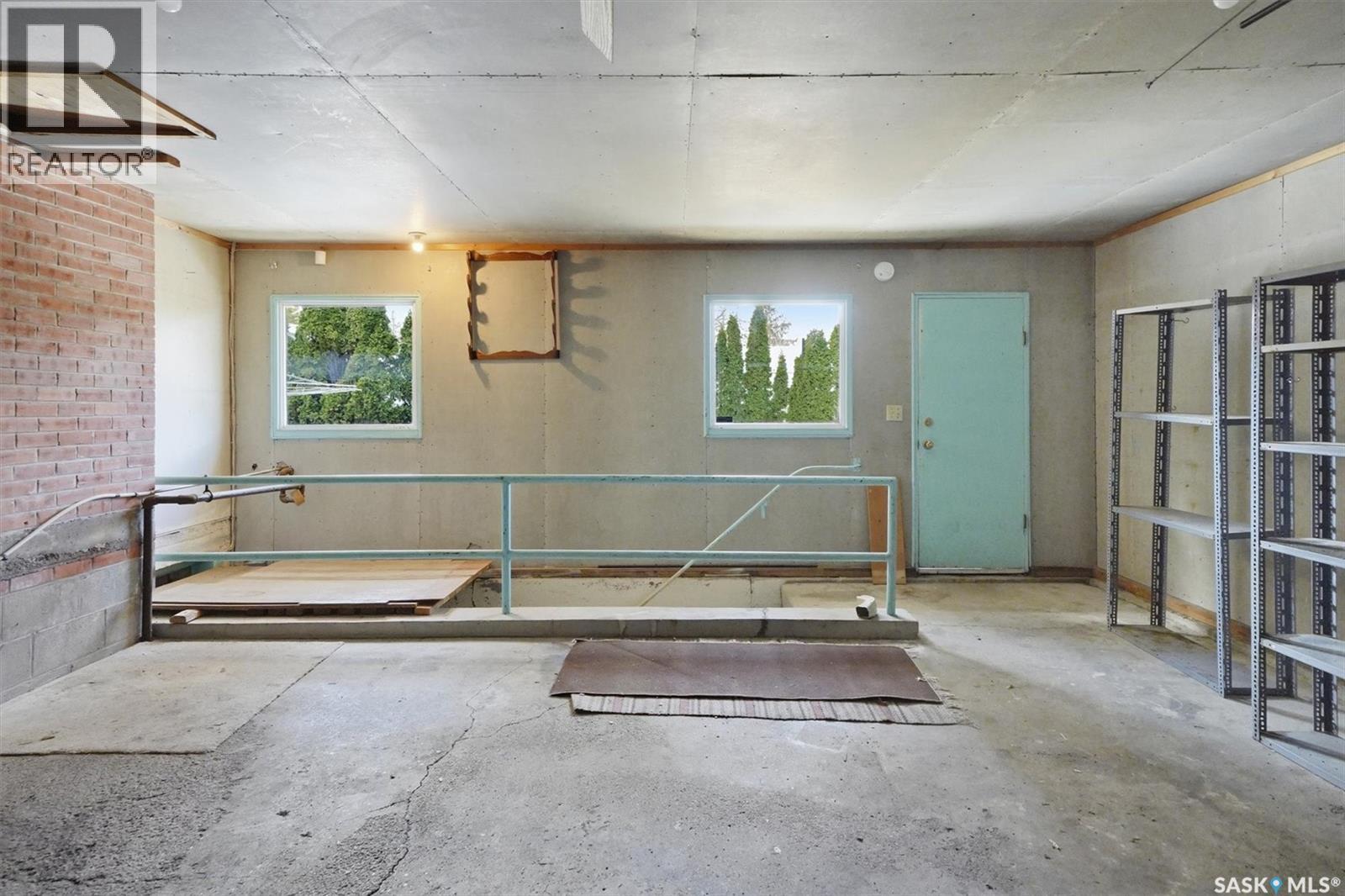 2020 Eastlake Avenue, Saskatoon, Saskatchewan  S7J 0X2 - Photo 59 - SK034633
