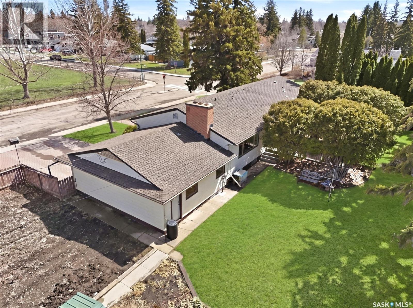 2020 Eastlake Avenue, Saskatoon, Saskatchewan  S7J 0X2 - Photo 69 - SK034633