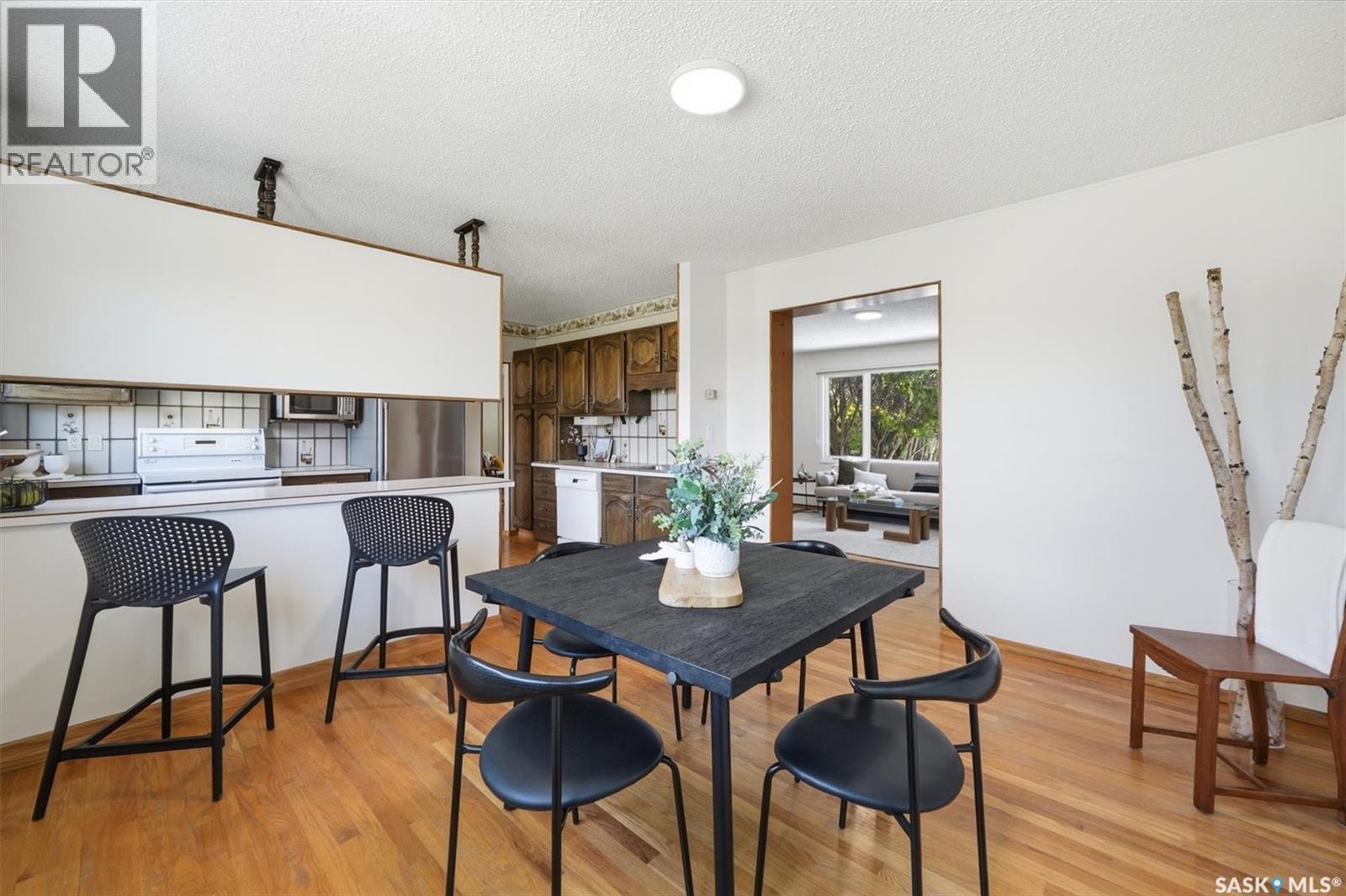 2020 Eastlake Avenue, Saskatoon, Saskatchewan  S7J 0X2 - Photo 8 - SK034633