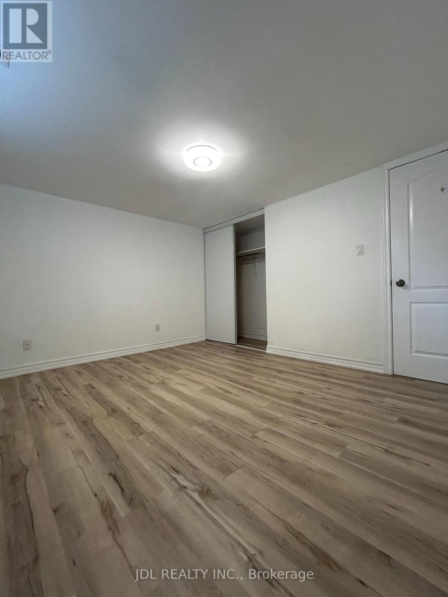 Bsmt Suite A - 2 Kellyvale Rd Road, Toronto, Ontario  M1R 3M3 - Photo 7 - E13076706