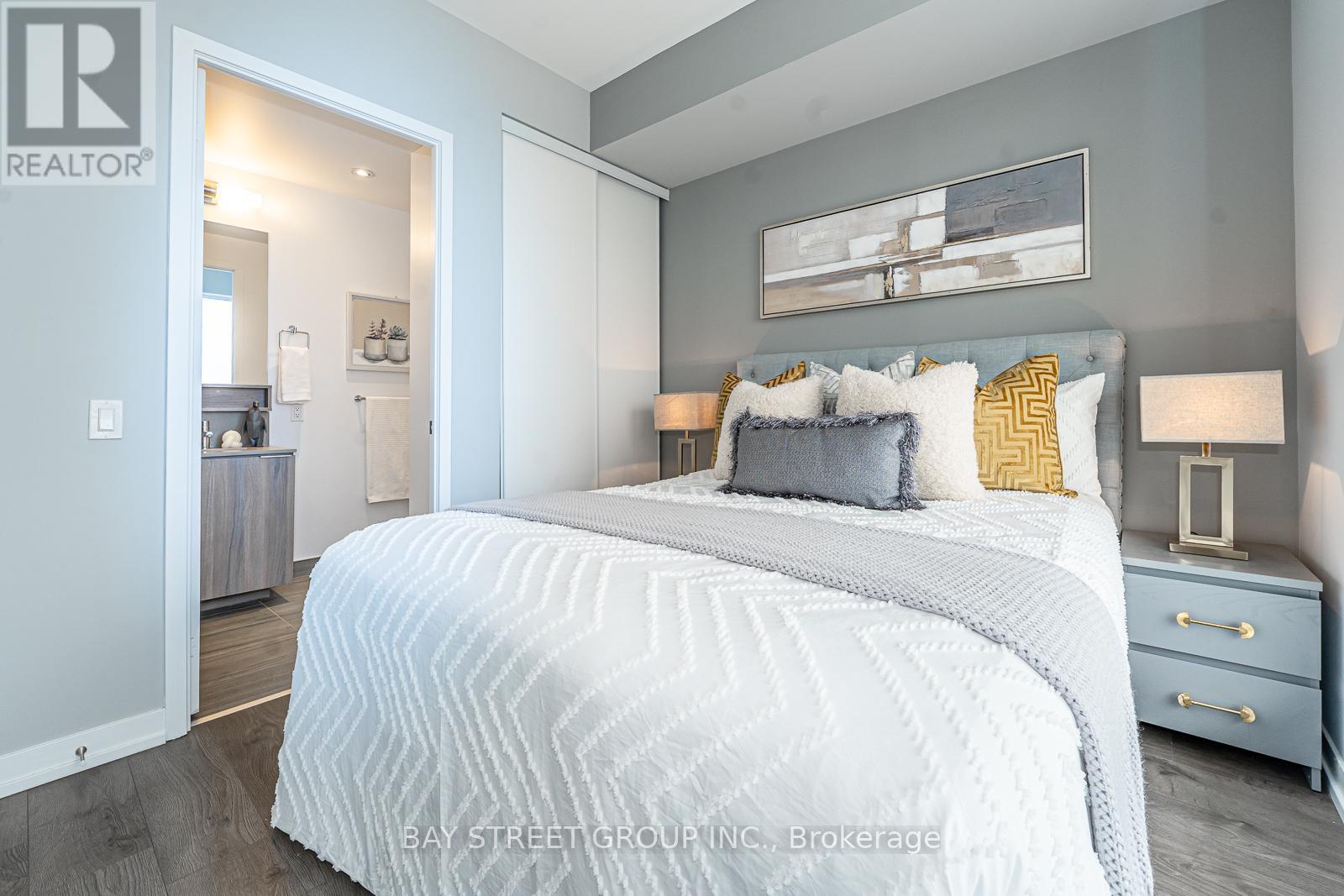 5608 - 950 Portage Parkway, Vaughan, Ontario  L4K 0J7 - Photo 12 - N13076700